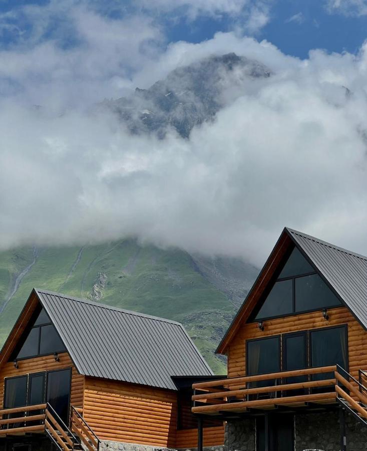 Kazbegi Inn Cottages Exterior foto