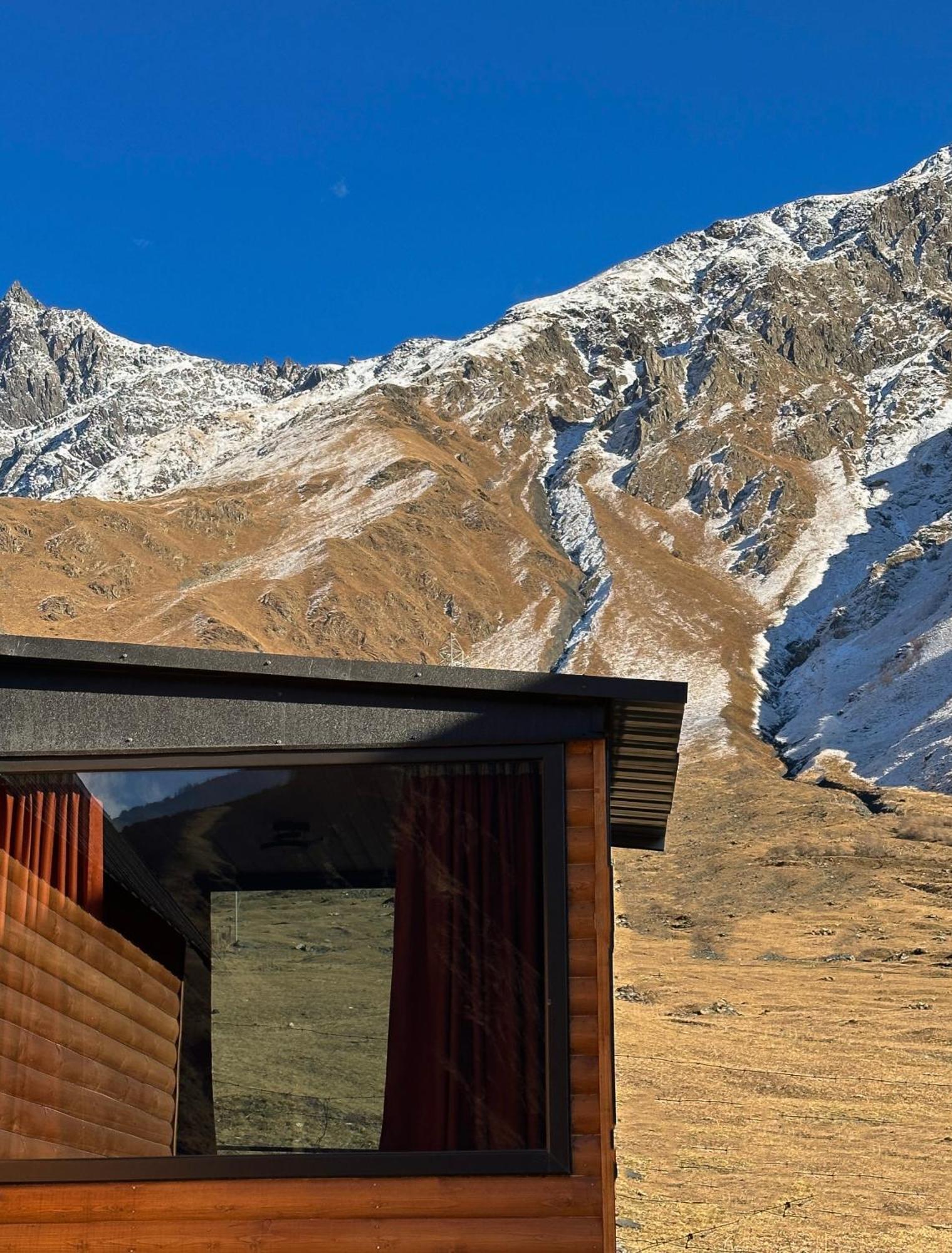 Kazbegi Inn Cottages Exterior foto