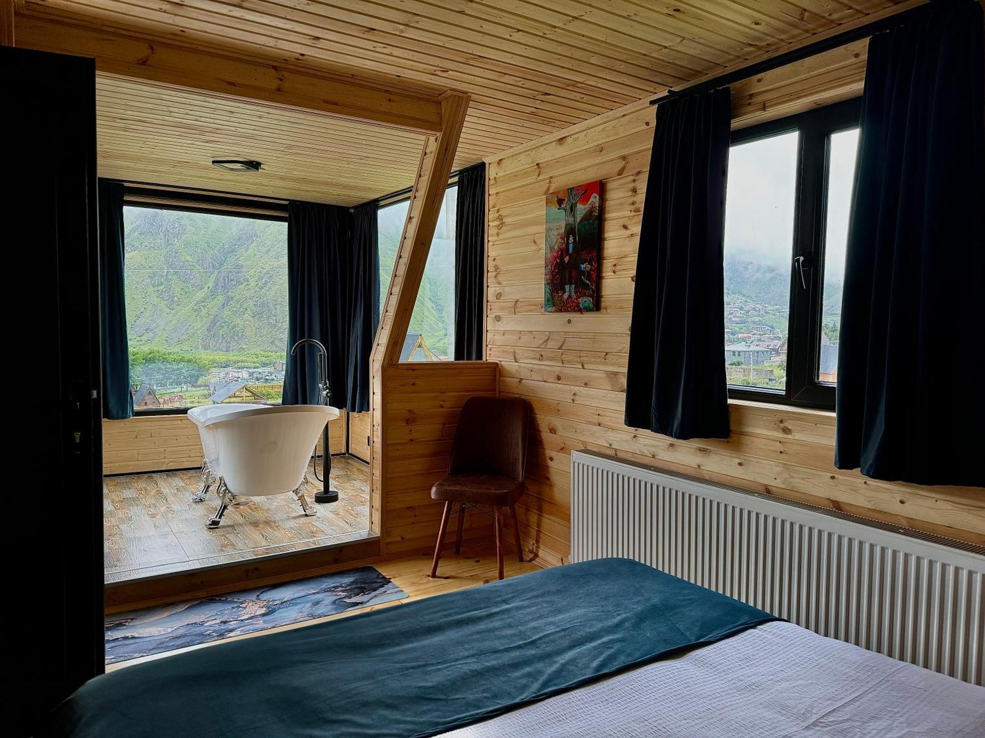 Kazbegi Inn Cottages Exterior foto