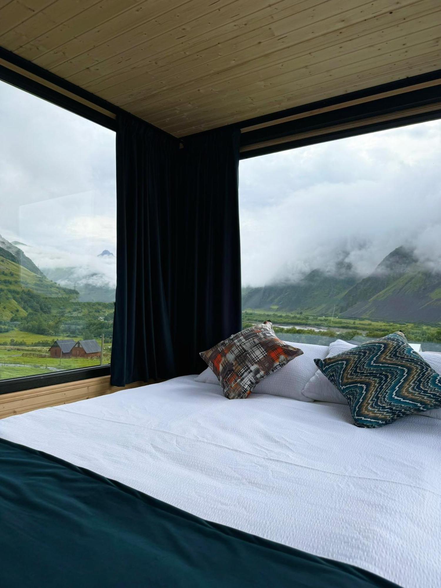 Kazbegi Inn Cottages Exterior foto