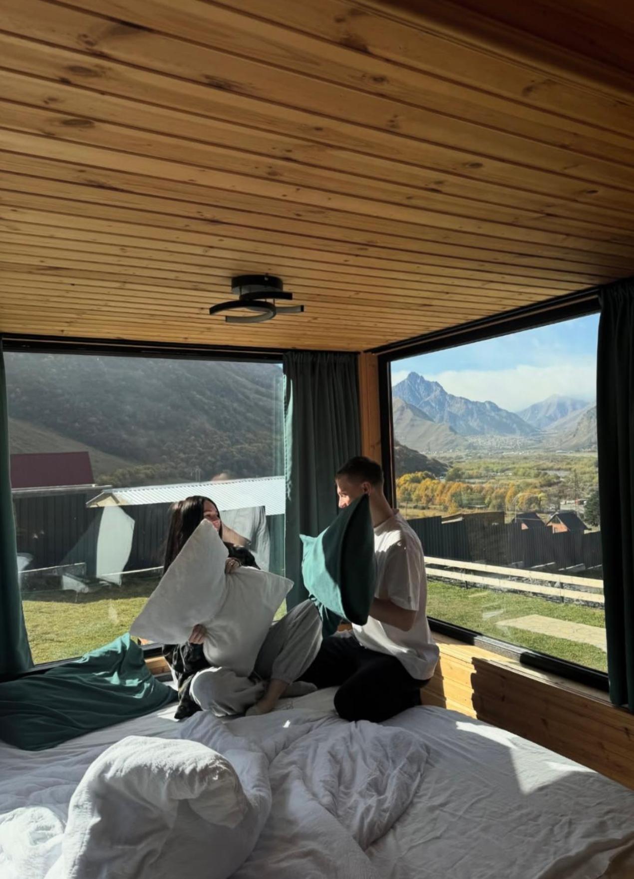 Kazbegi Inn Cottages Exterior foto